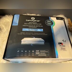⭐️TAKE 50% OFF⭐️ NWT bedgear king size mattress protector